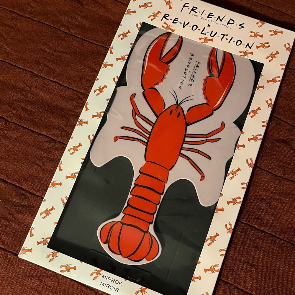 NWOT: Makeup Revolution x Friends - Lobster Mirror.